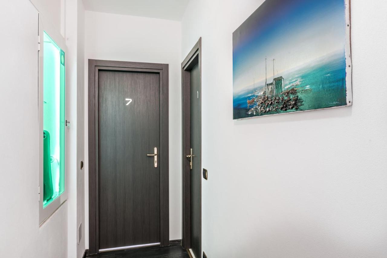 5 Terre Discovering Hotel ริโอมัจโจเร ภายนอก รูปภาพ